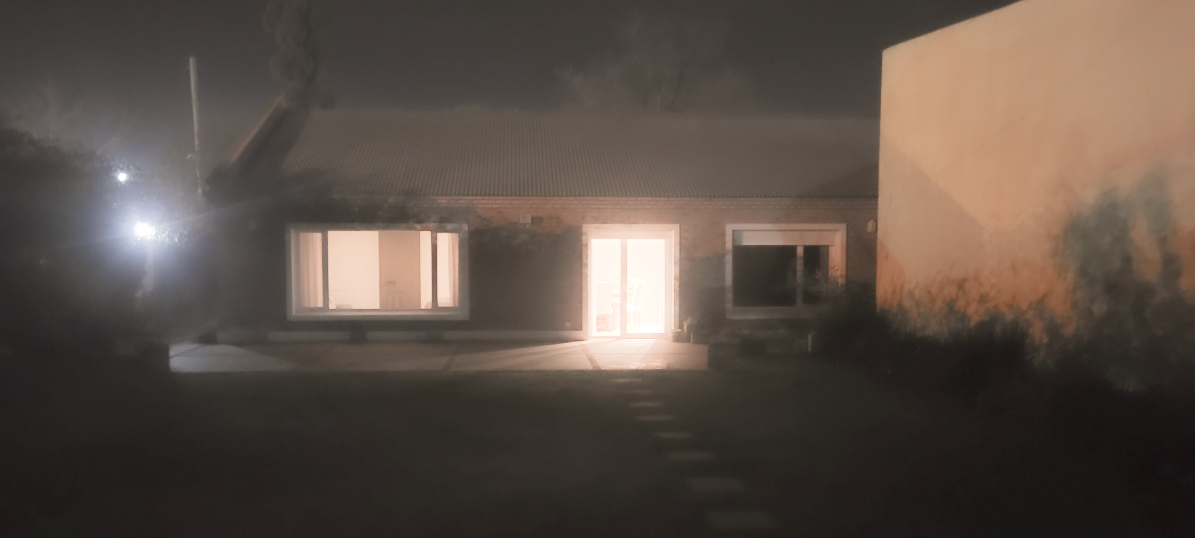 Casa de Valentín por la noche